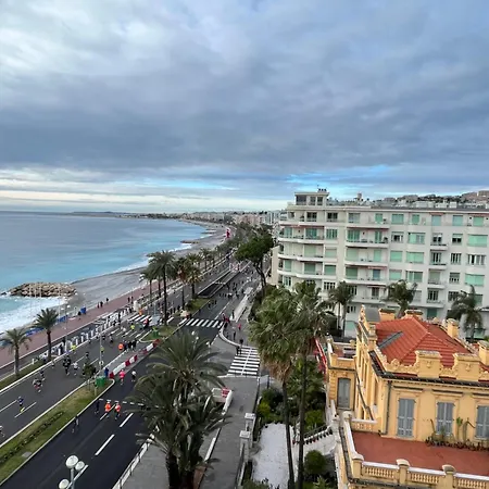 Apartment 115 By The Sea *