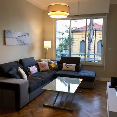 Apartment 115 By The Sea Nice